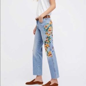 Free People Embroidered Jeans 🌸